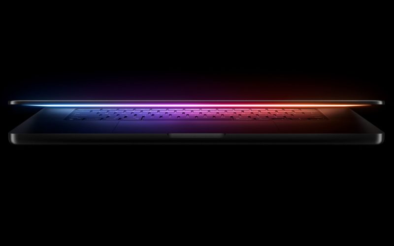 Apple MacBook Pro M4 hero 1