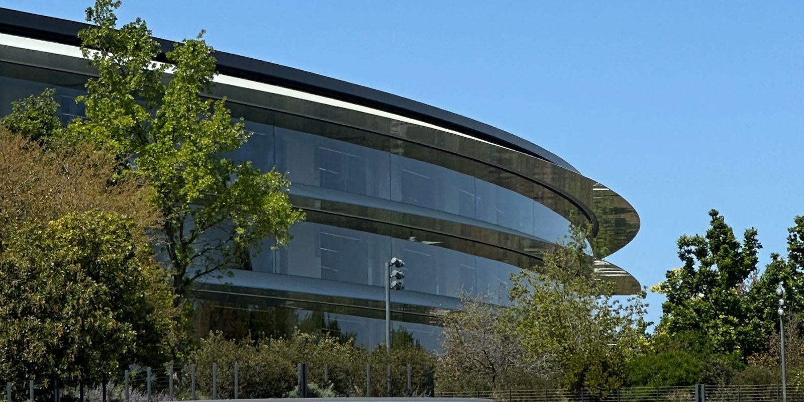 Apple 與 Micron 因中國記憶體晶片交鋒　特朗普政府陷兩難