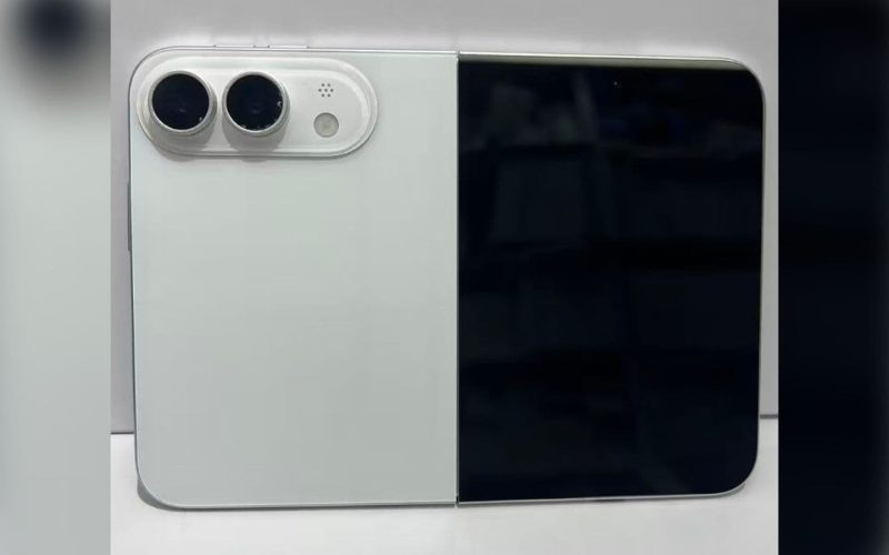 Foldable iPhone Dummy Sonny Dickson
