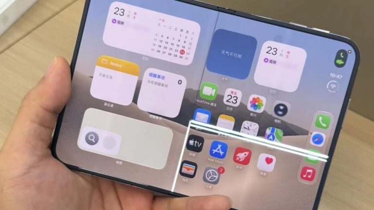 iPhone Duo Screen Crack