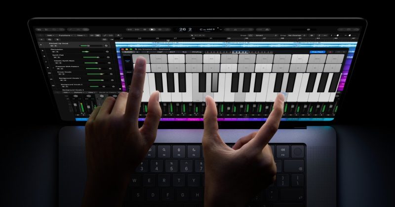 MacBook Pro 配備 PROLED XDR 顯示器及螢幕觸控
